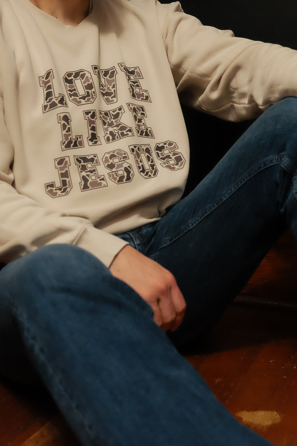 Love Like Jesus Crewneck